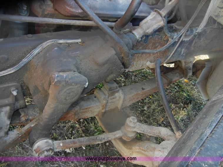 image for item D4710 1974 International Loadstar F1800 truck with dump bed