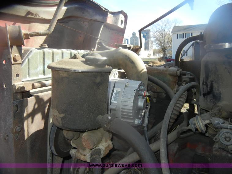 image for item D4710 1974 International Loadstar F1800 truck with dump bed