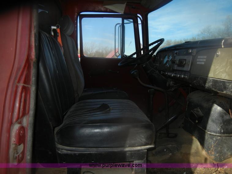 image for item D4710 1974 International Loadstar F1800 truck with dump bed