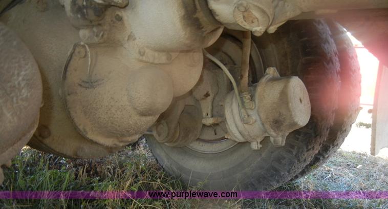 image for item D4710 1974 International Loadstar F1800 truck with dump bed