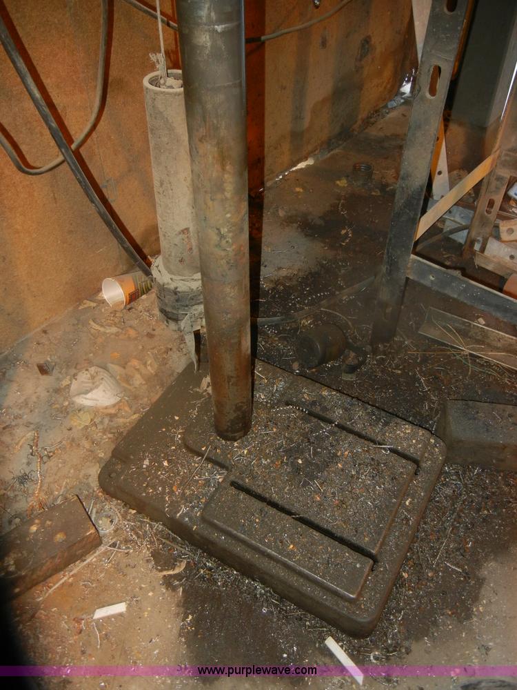 image for item O9569 Rockwell Delta drill press