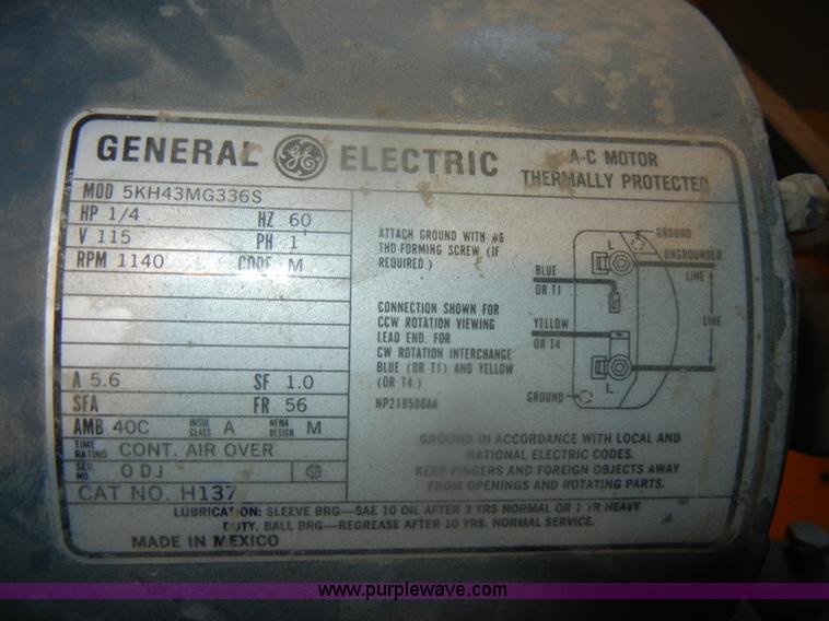 image for item O9570 Wells metal band saw