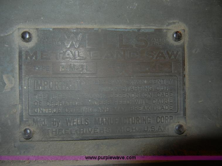 image for item O9570 Wells metal band saw