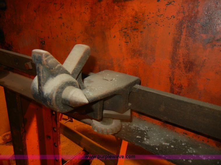 image for item O9571 Manley 60 ton press