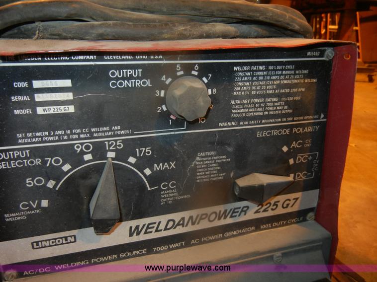 image for item O9604 Lincoln arc welder