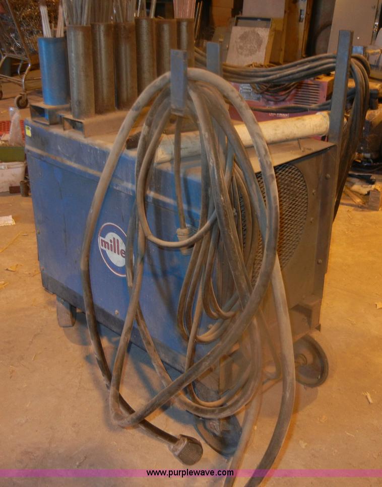 image for item O9605 Miller Dialarc HF welder
