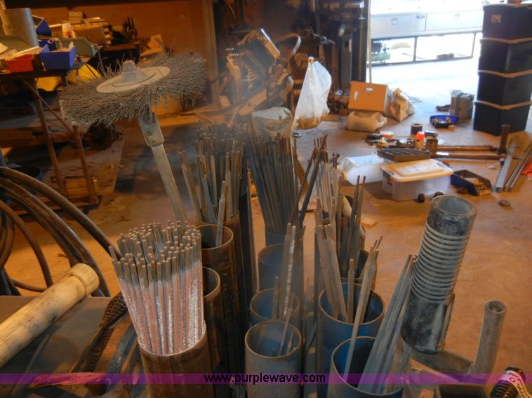 image for item O9605 Miller Dialarc HF welder