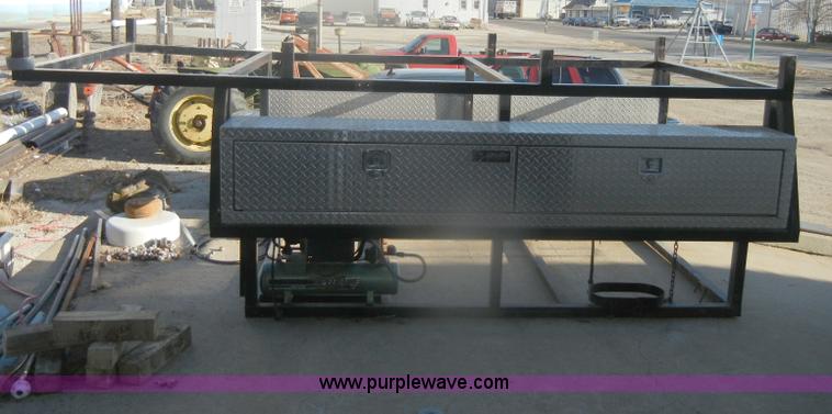 image for item O9606 Slide-in pickup truck headache rack