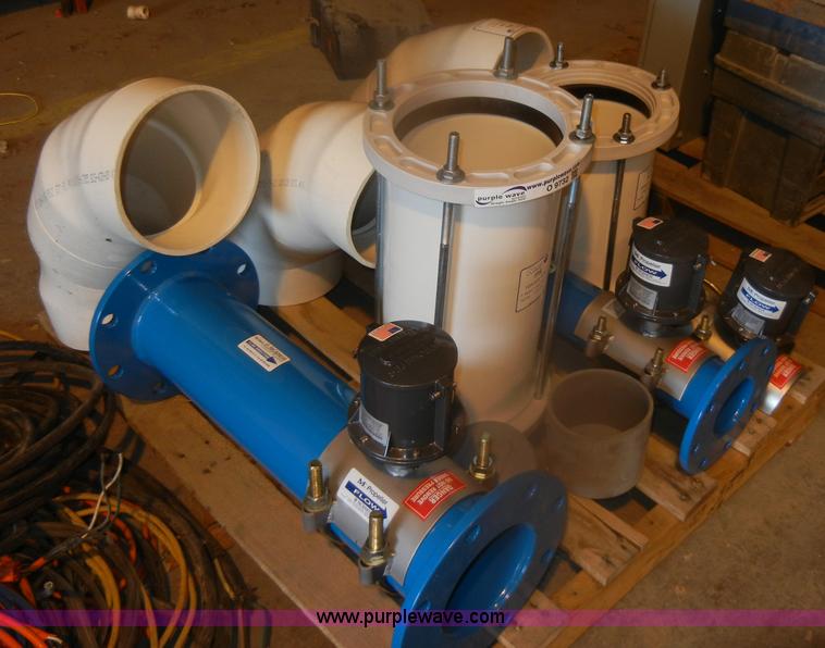 image for item O9732 Assorted irrigation items