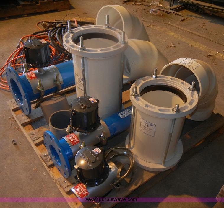 image for item O9732 Assorted irrigation items