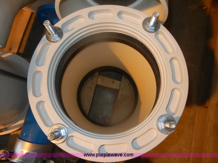 image for item O9732 Assorted irrigation items