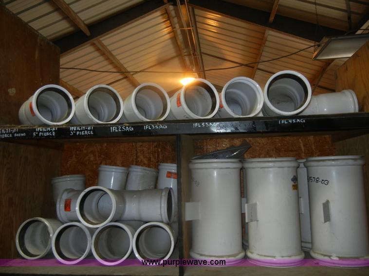 image for item T9508 Assorted irrigation equipment