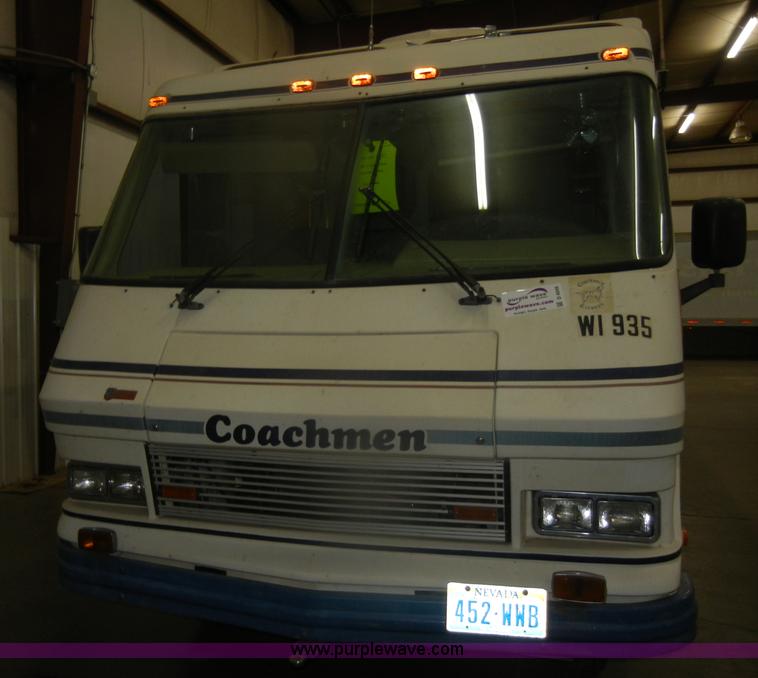 image for item D4049 1988 Chevrolet Coachmen Catalina motorhome RV