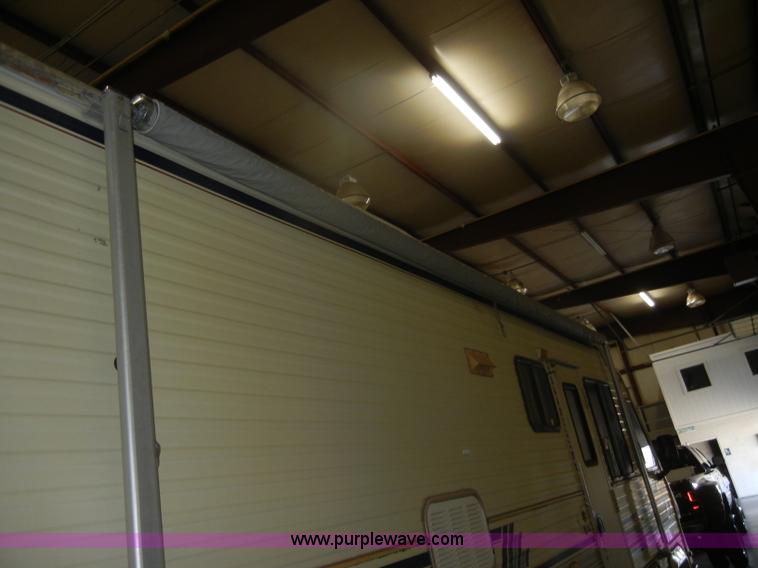 image for item D4049 1988 Chevrolet Coachmen Catalina motorhome RV