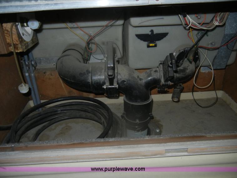 image for item D4049 1988 Chevrolet Coachmen Catalina motorhome RV