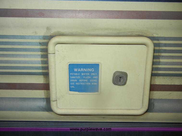 image for item D4049 1988 Chevrolet Coachmen Catalina motorhome RV