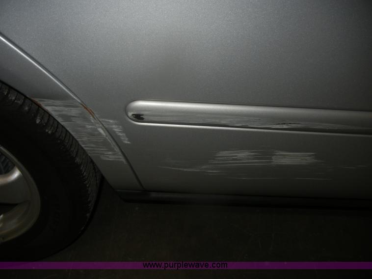 image for item D4679 2004 Ford Taurus SES