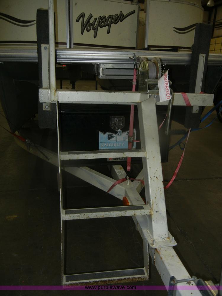 image for item D4680 Voyager pontoon boat