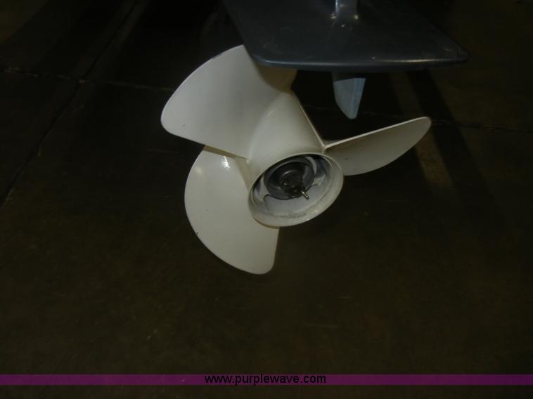 image for item D4680 Voyager pontoon boat