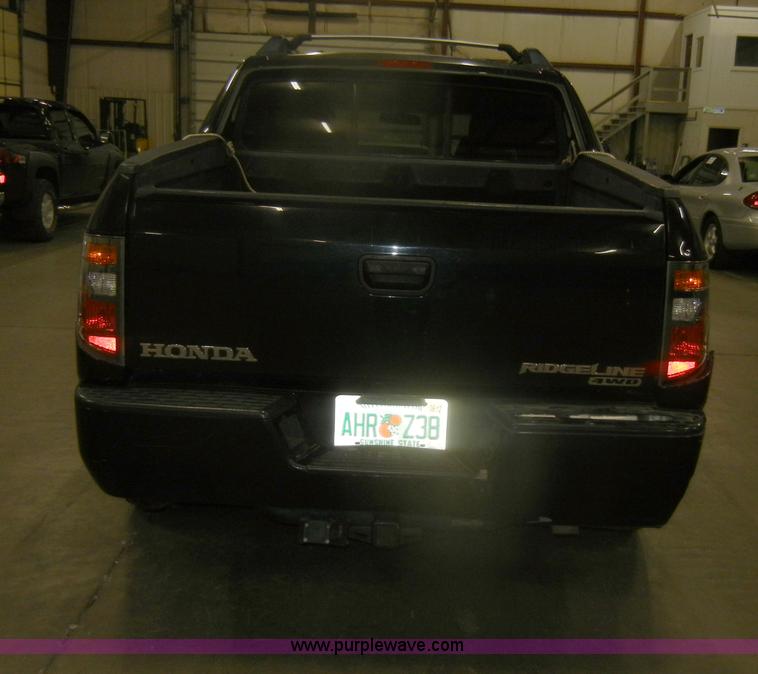 image for item D4681 2006 Honda Ridgeline RT pickup truck <br />Non-repairable title, parts only