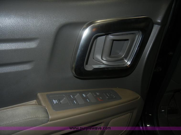 image for item D4681 2006 Honda Ridgeline RT pickup truck <br />Non-repairable title, parts only
