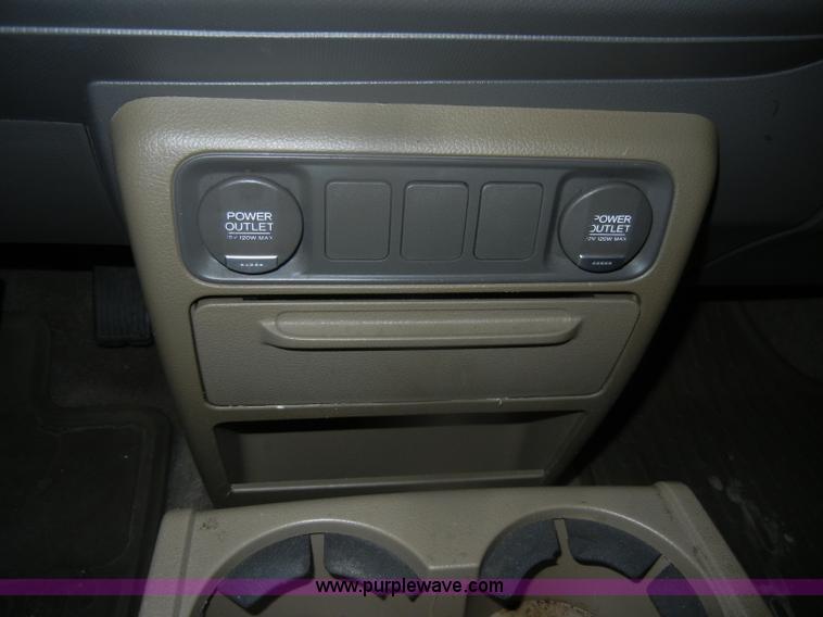 image for item D4681 2006 Honda Ridgeline RT pickup truck <br />Non-repairable title, parts only