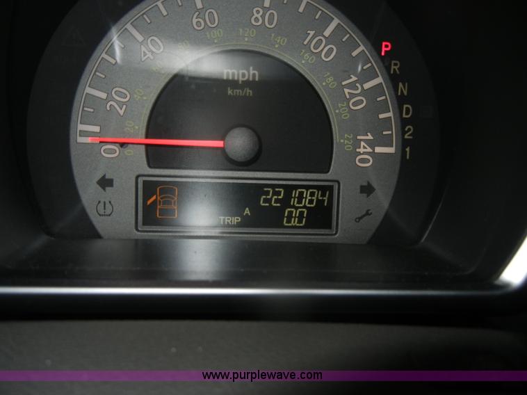 image for item D4681 2006 Honda Ridgeline RT pickup truck <br />Non-repairable title, parts only