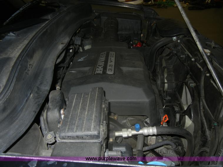 image for item D4681 2006 Honda Ridgeline RT pickup truck <br />Non-repairable title, parts only
