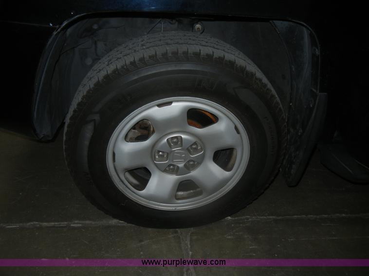 image for item D4681 2006 Honda Ridgeline RT pickup truck <br />Non-repairable title, parts only