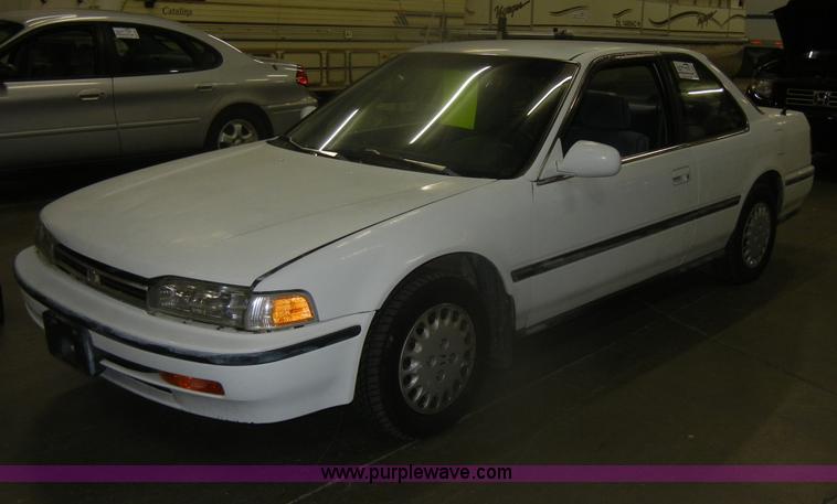 image for item D4682 1993 Honda Accord LX