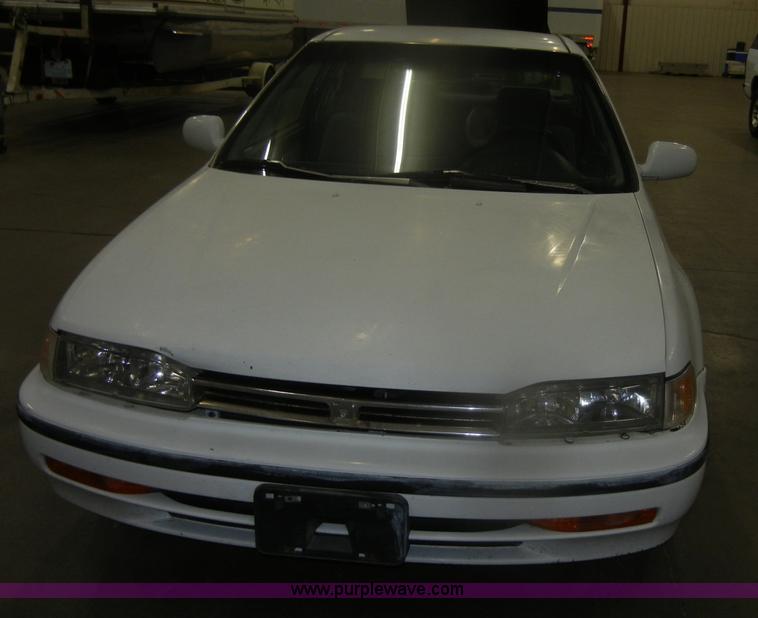 image for item D4682 1993 Honda Accord LX
