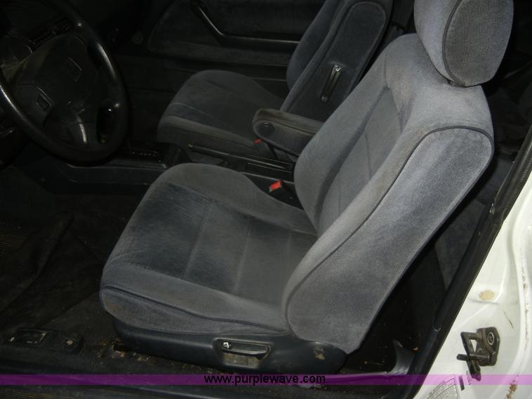 image for item D4682 1993 Honda Accord LX