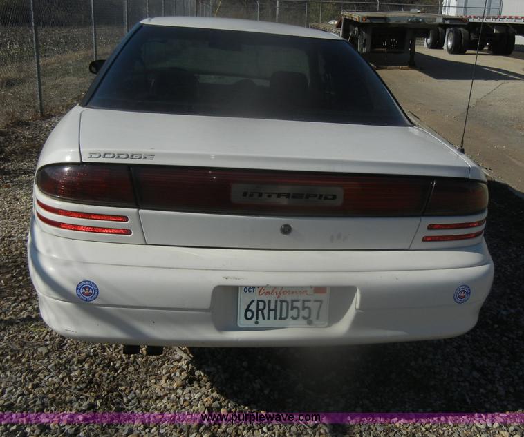 image for item D4685 1997 Dodge Intrepid