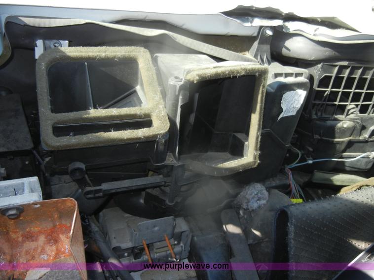 image for item D4685 1997 Dodge Intrepid