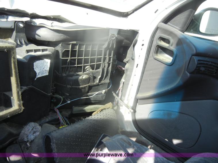 image for item D4685 1997 Dodge Intrepid