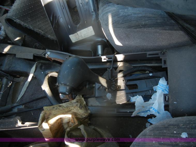 image for item D4685 1997 Dodge Intrepid