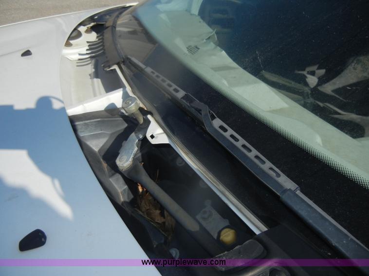 image for item D4685 1997 Dodge Intrepid