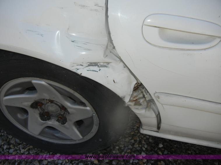 image for item D4685 1997 Dodge Intrepid