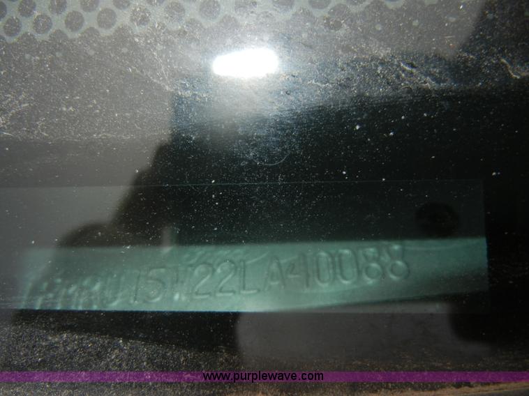 image for item D4902 2002 Ford Expedition XLT SUV <br />Non-repairable title, parts only