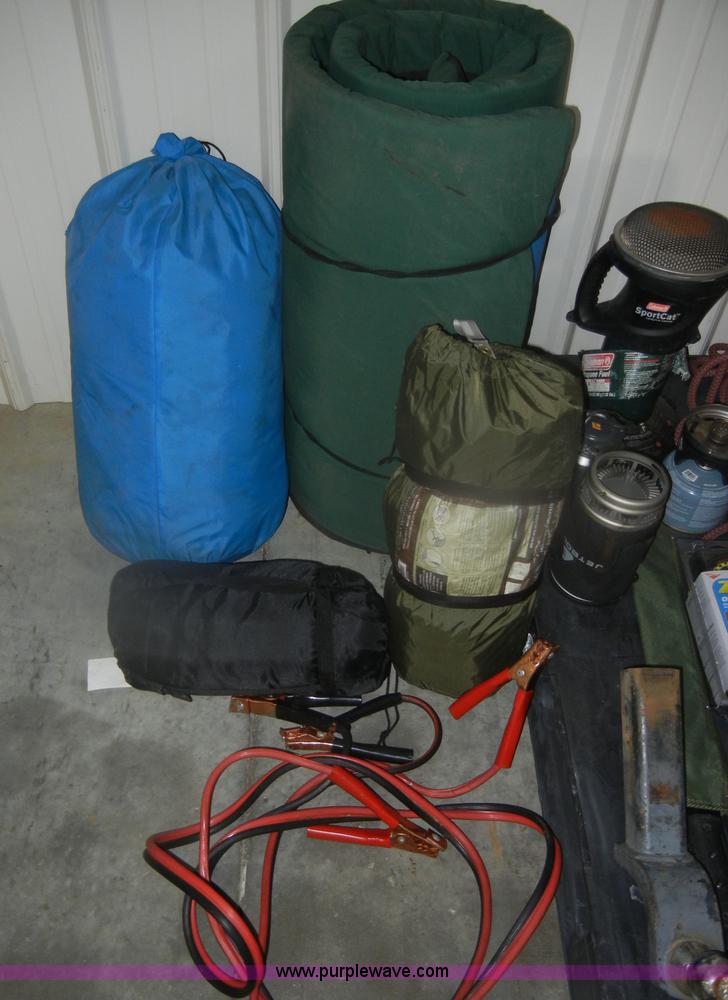 image for item O9618 Assorted outdoor equipment