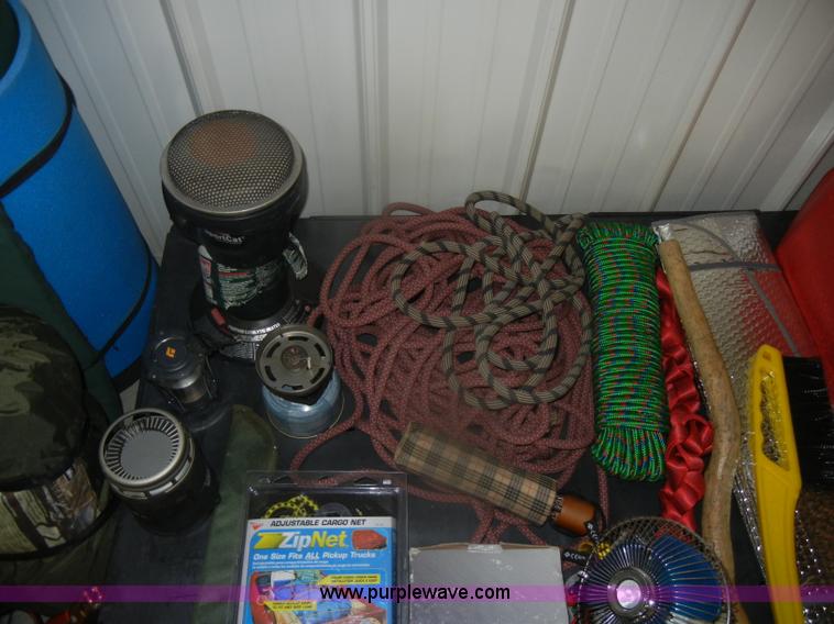 image for item O9618 Assorted outdoor equipment
