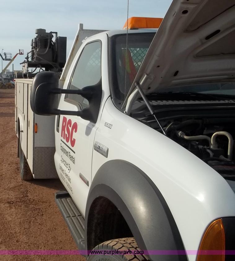 image for item B1510 2006 Ford F550 XL Super Duty service truck