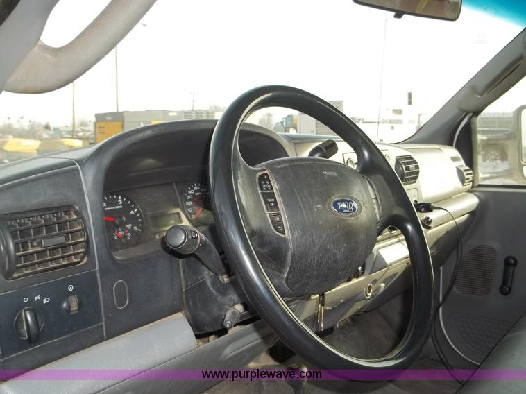 image for item B1510 2006 Ford F550 XL Super Duty service truck