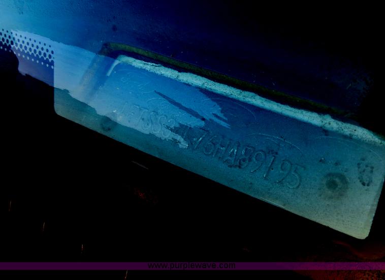 image for item B4535 2006 Ford Econoline E350 Super Duty cargo van