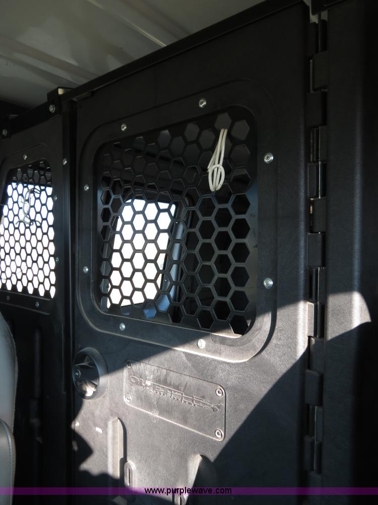 image for item B4535 2006 Ford Econoline E350 Super Duty cargo van