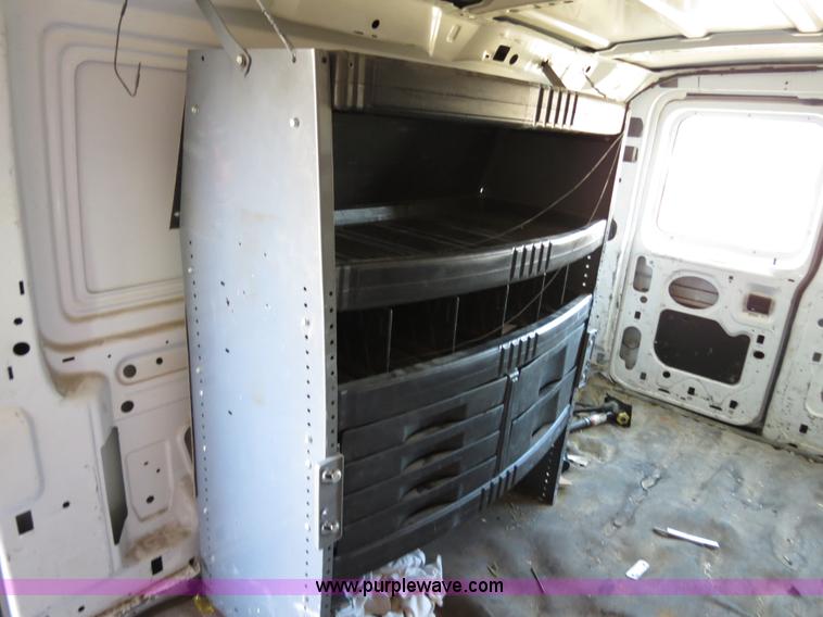 image for item B4535 2006 Ford Econoline E350 Super Duty cargo van