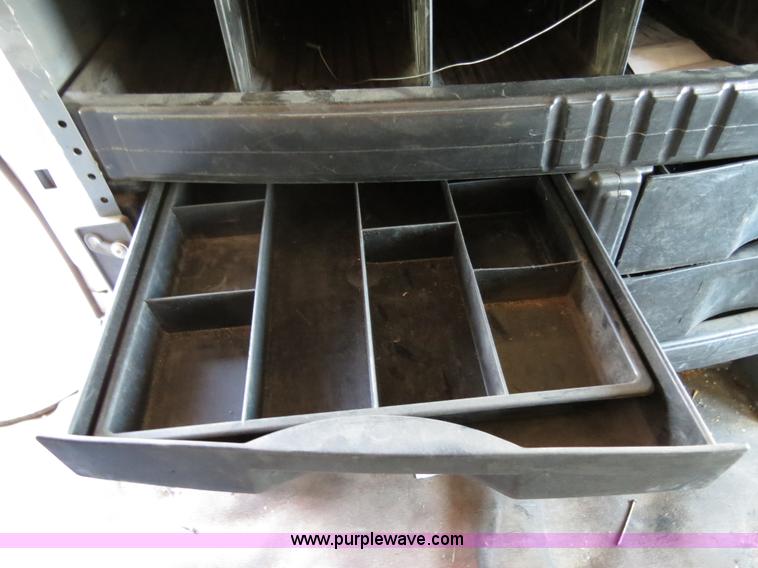 image for item B4535 2006 Ford Econoline E350 Super Duty cargo van