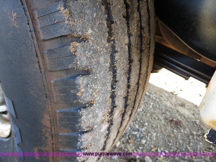 image for item B4535 2006 Ford Econoline E350 Super Duty cargo van