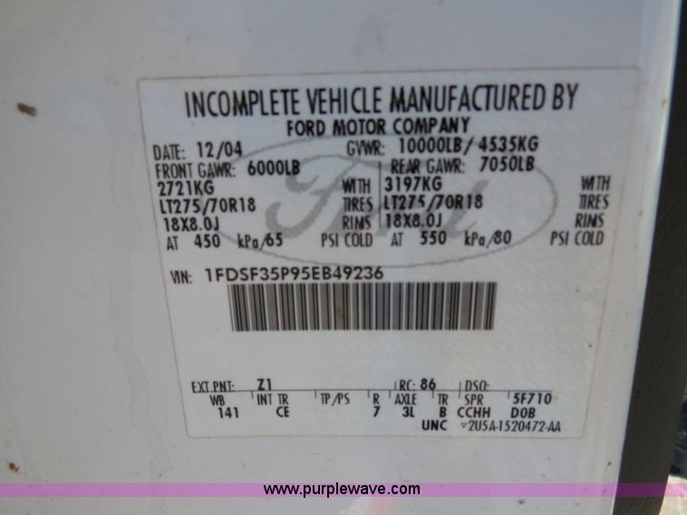 image for item B4536 2005 Ford F350 service truck
