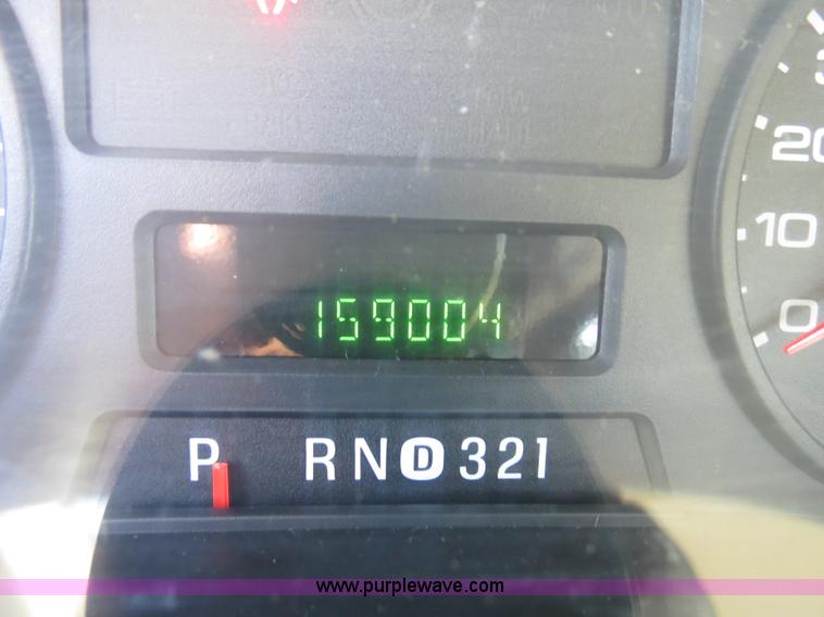 image for item B4536 2005 Ford F350 service truck